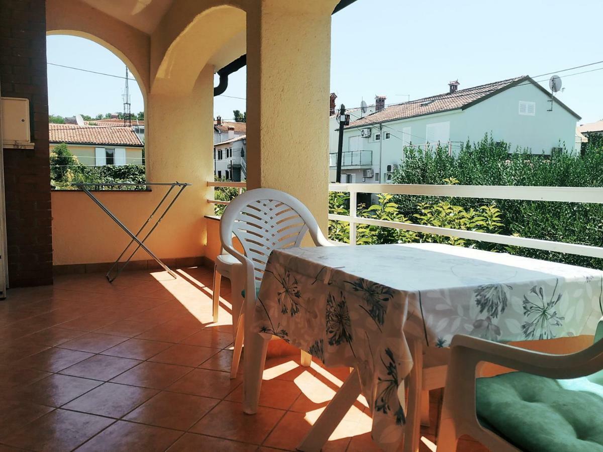 Apartments Krebel Poreč Exteriör bild