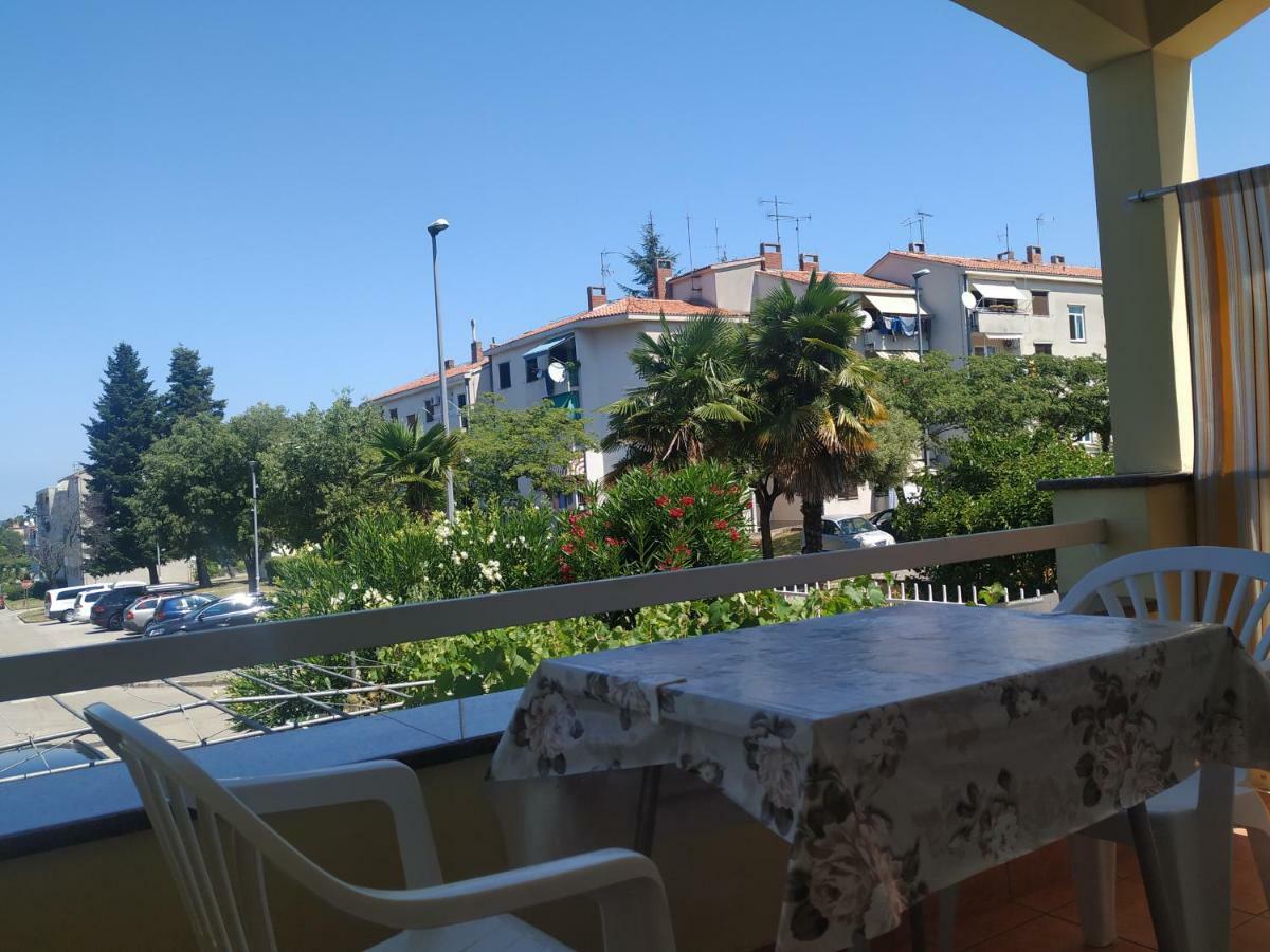 Apartments Krebel Poreč Exteriör bild